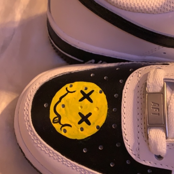 custom nike af1’s - Picture 2 of 3